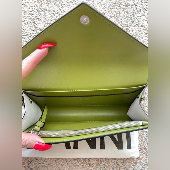 SOLD new Ganni Tan Leather Envelope Shoulder bag - Picture 5 of 6